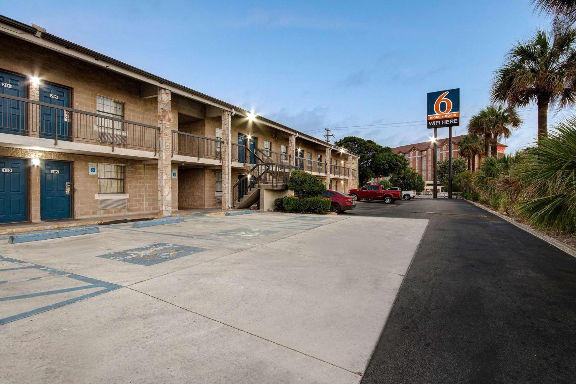 Motel 6-San Antonio, Tx - Northwest Medical Center Exterior foto